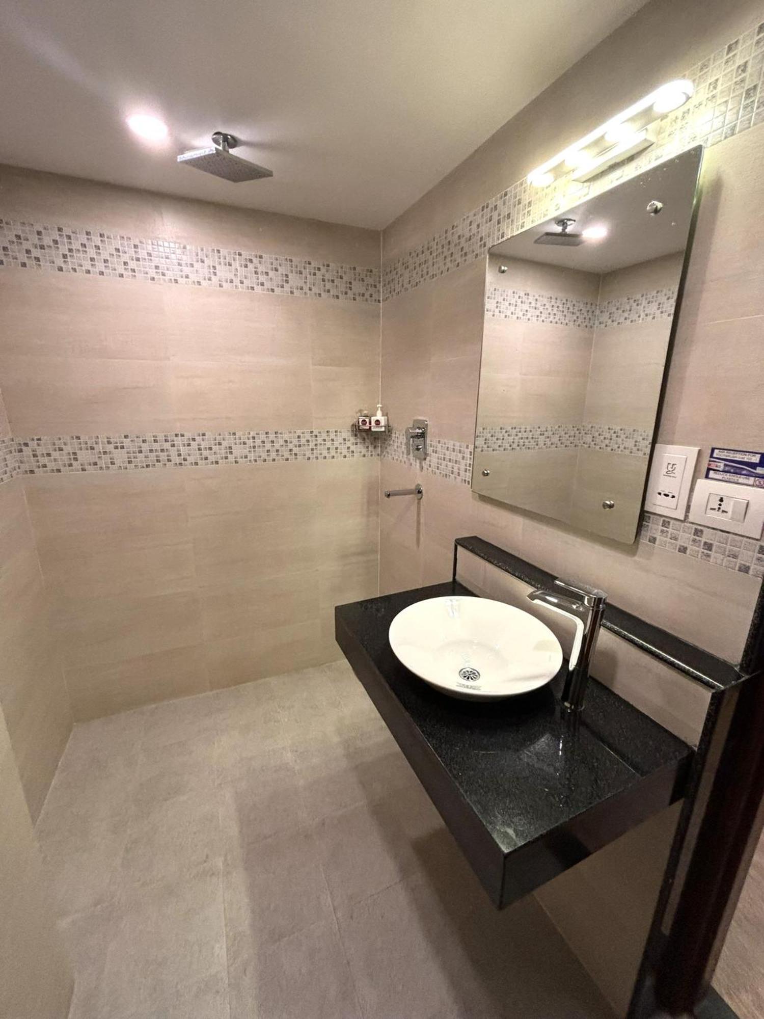 ViaVia Boutique Hotel - Katmandou Extérieur photo